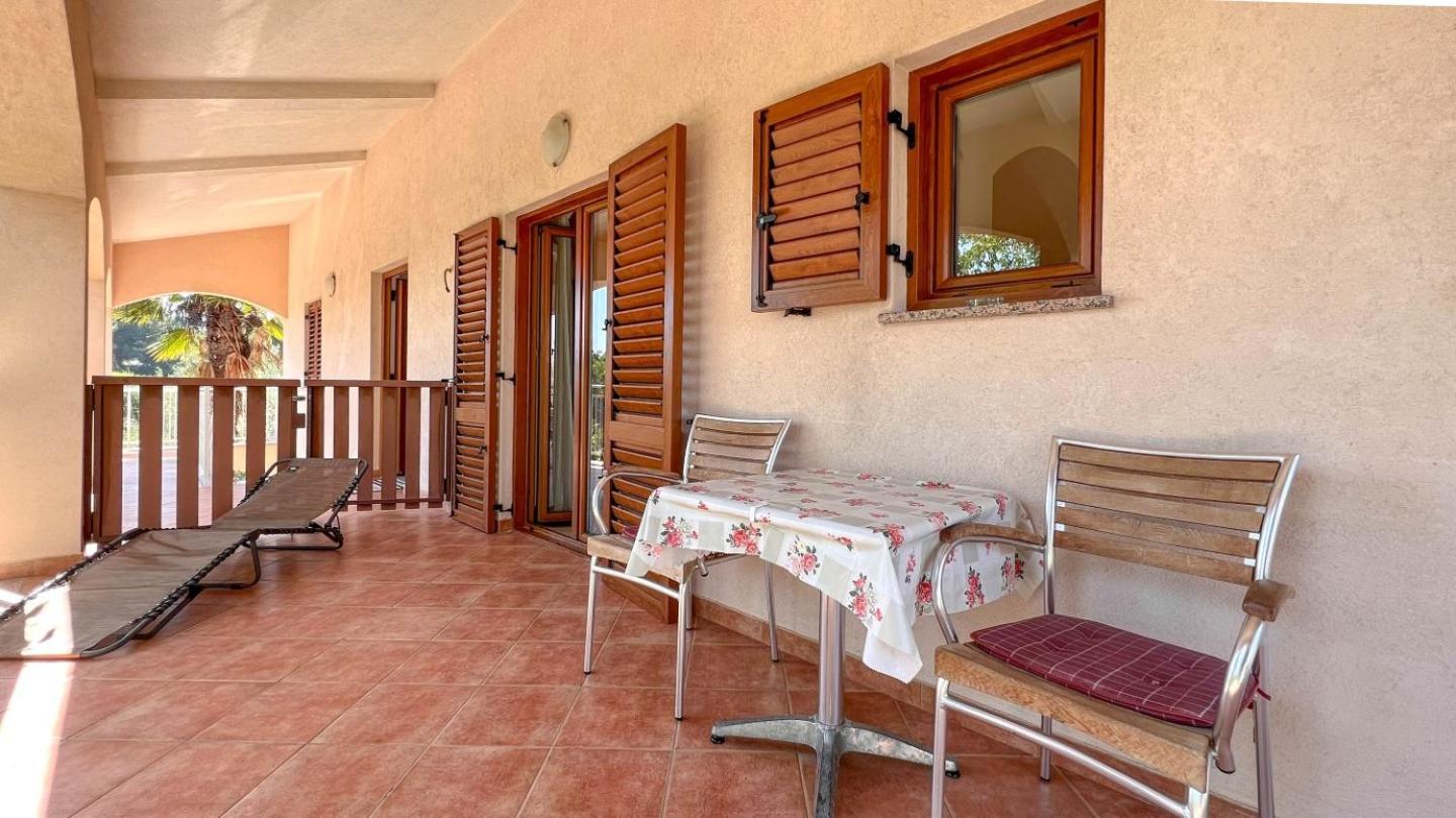 Viola Three Apartment Novigrad  Bagian luar foto