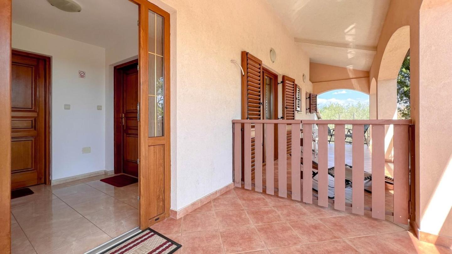 Viola Three Apartment Novigrad  Bagian luar foto